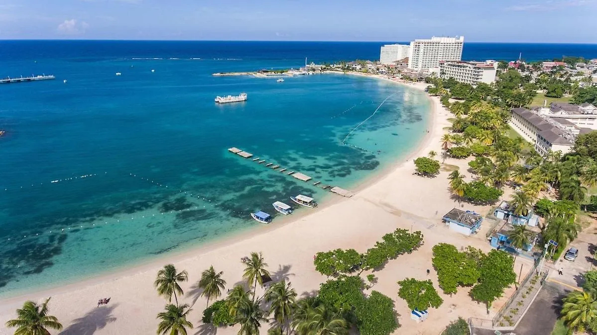Fisherman'S Point Beach-Front Condomania Ocho Rios Aparthotel