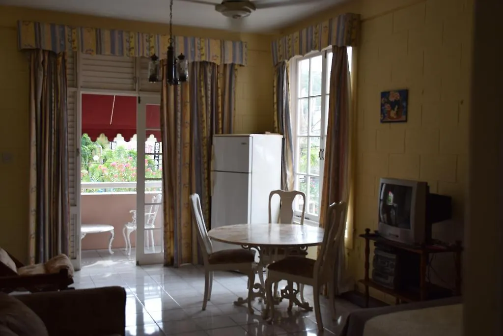 Aparthotel Fisherman'S Point Beach-Front Condomania Ocho Rios