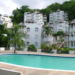 Skycastles Hotel Ocho Rios