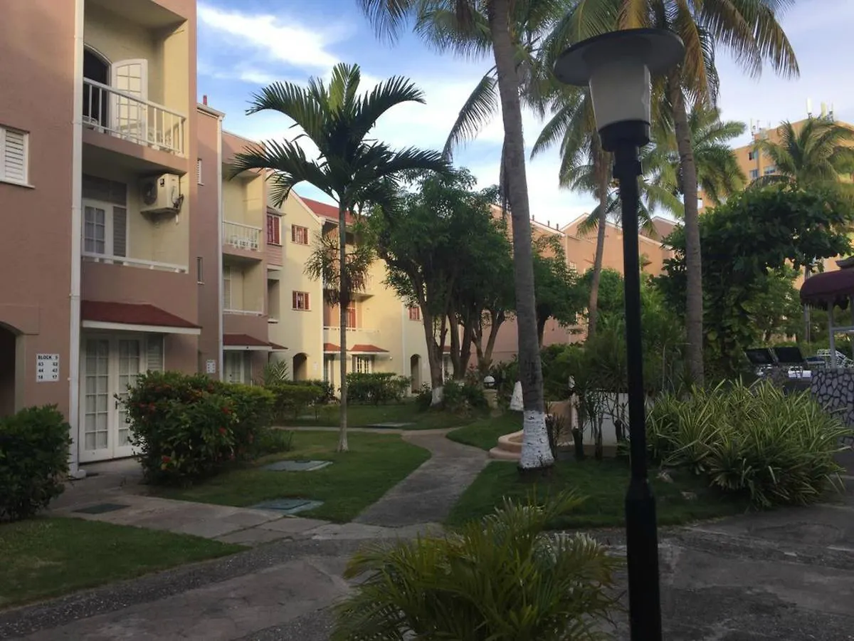 Fisherman'S Point Beach-Front Condomania Ocho Rios 3*,  Jamajka